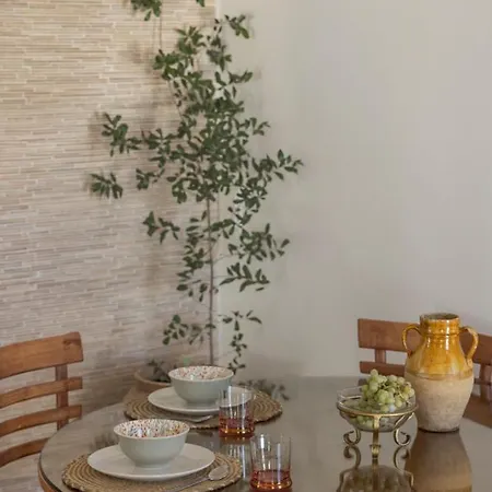 Ithaca Garden Villa,