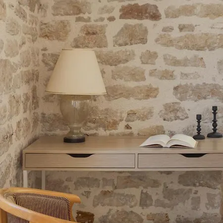 Ithaca Garden Villa, Kionion