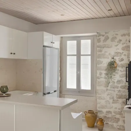 Βίλα Ithaca Garden Villa, Κιόνι