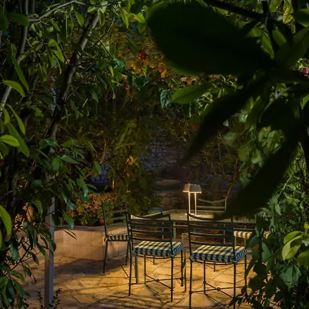 ヴィラ Ithaca Garden Villa,